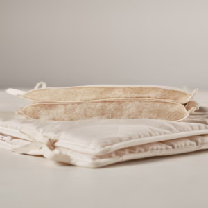 Four Season Light duvet with crosscut